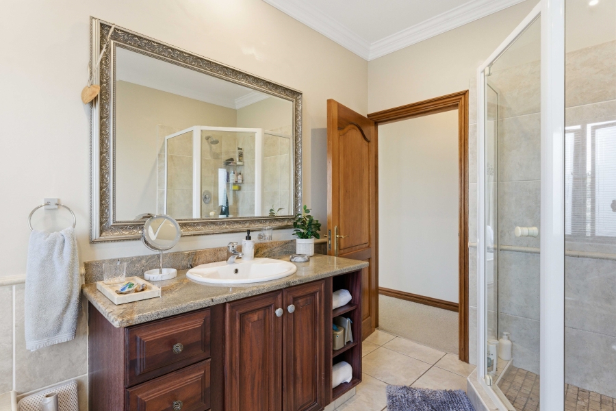 6 Bedroom Property for Sale in Kirtlington Park KwaZulu-Natal