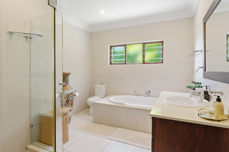 6 Bedroom Property for Sale in Kirtlington Park KwaZulu-Natal