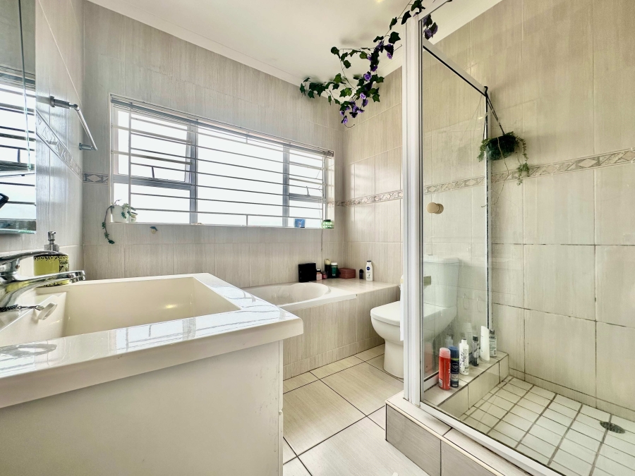 4 Bedroom Property for Sale in Ballito Central KwaZulu-Natal