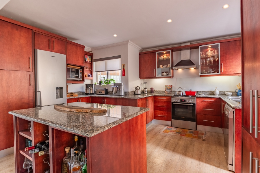 3 Bedroom Property for Sale in Essenwood KwaZulu-Natal