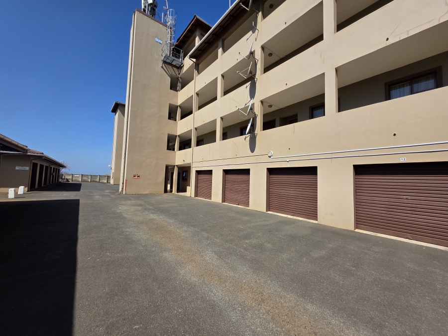 2 Bedroom Property for Sale in Empangeni Central KwaZulu-Natal