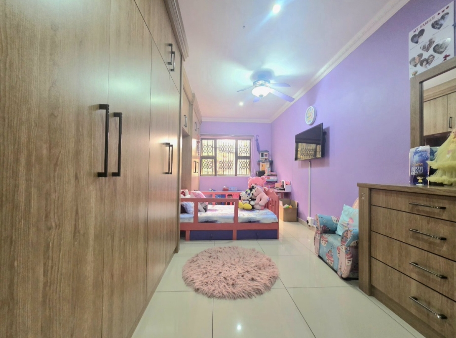 4 Bedroom Property for Sale in Amanzimtoti KwaZulu-Natal