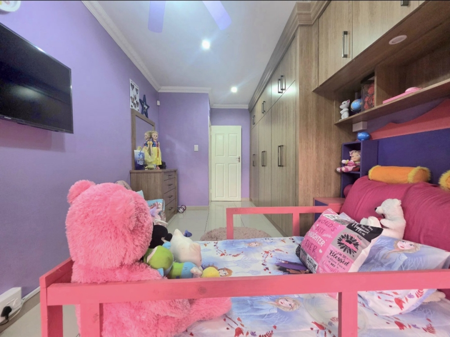 4 Bedroom Property for Sale in Amanzimtoti KwaZulu-Natal