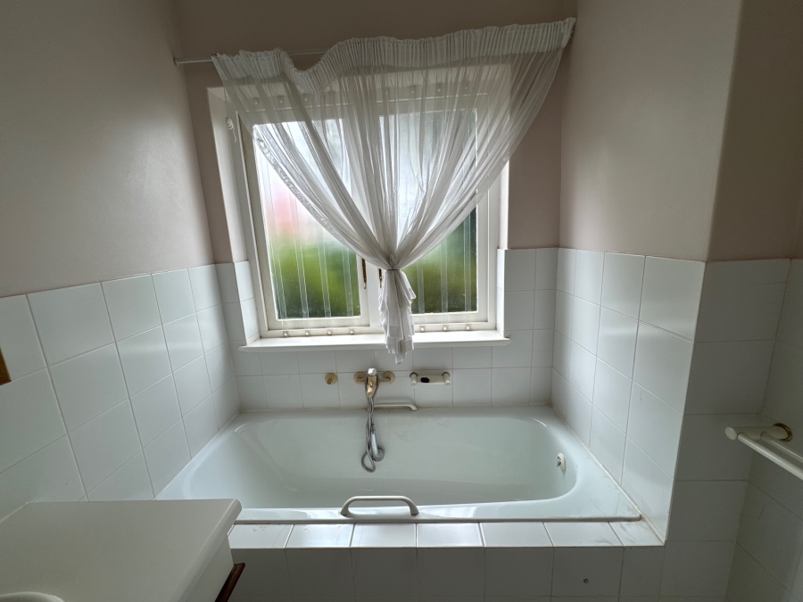 To Let 2 Bedroom Property for Rent in Wembley KwaZulu-Natal