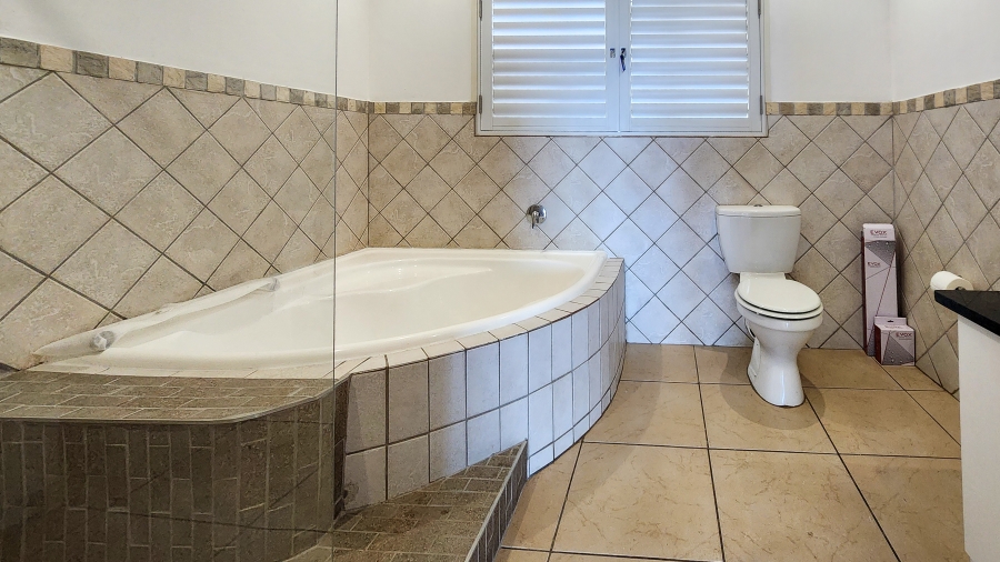 4 Bedroom Property for Sale in Sheffield Beach KwaZulu-Natal