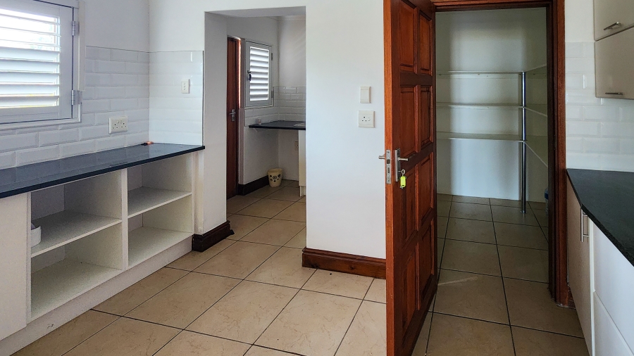 4 Bedroom Property for Sale in Sheffield Beach KwaZulu-Natal