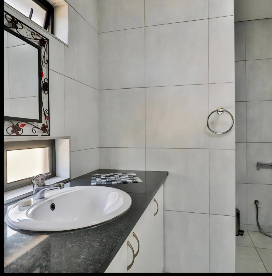 4 Bedroom Property for Sale in Dawncliffe KwaZulu-Natal