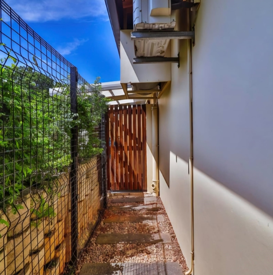 4 Bedroom Property for Sale in Dawncliffe KwaZulu-Natal