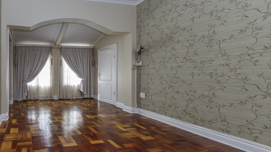 7 Bedroom Property for Sale in Kloof KwaZulu-Natal