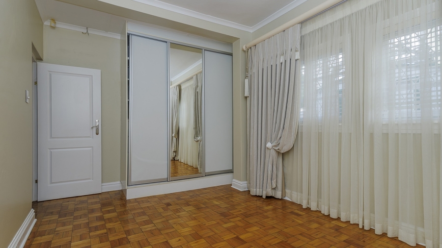 7 Bedroom Property for Sale in Kloof KwaZulu-Natal