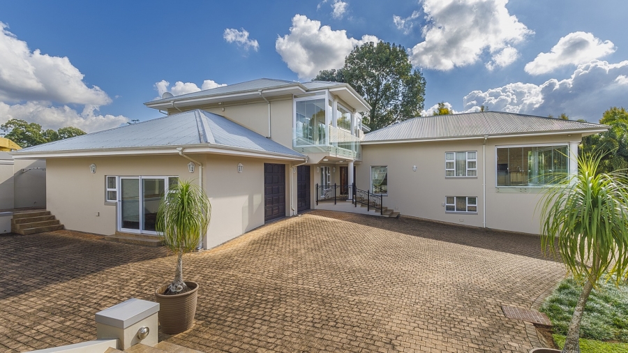 7 Bedroom Property for Sale in Kloof KwaZulu-Natal