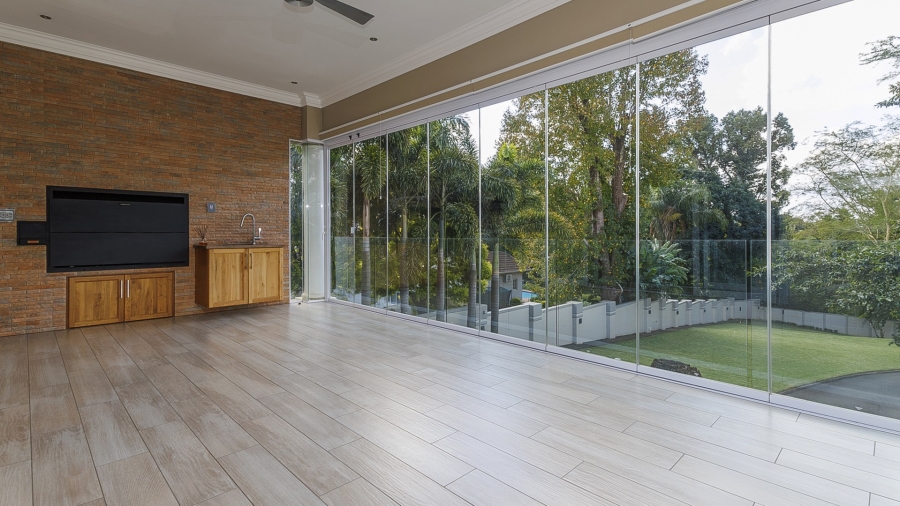 7 Bedroom Property for Sale in Kloof KwaZulu-Natal