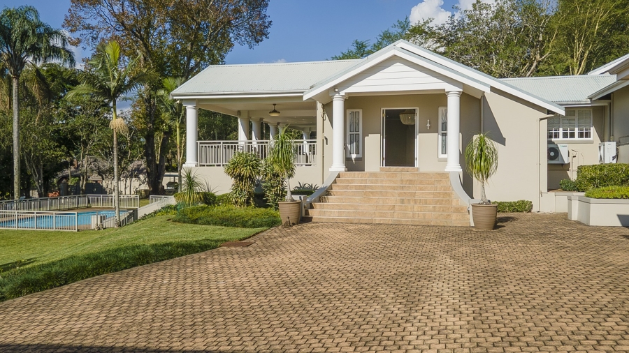 7 Bedroom Property for Sale in Kloof KwaZulu-Natal