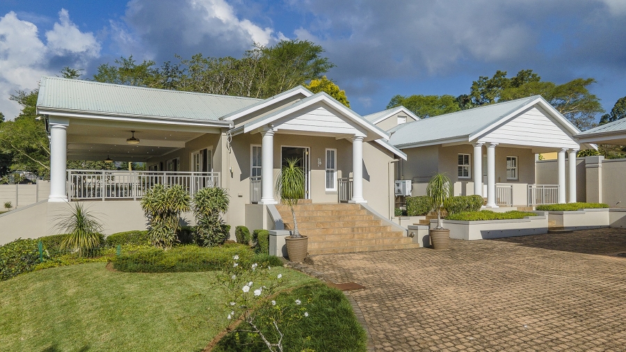 7 Bedroom Property for Sale in Kloof KwaZulu-Natal