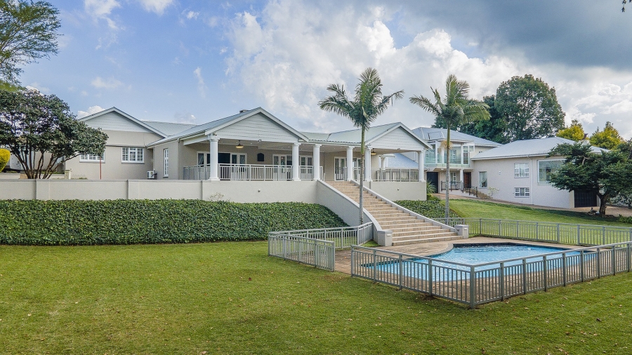 7 Bedroom Property for Sale in Kloof KwaZulu-Natal