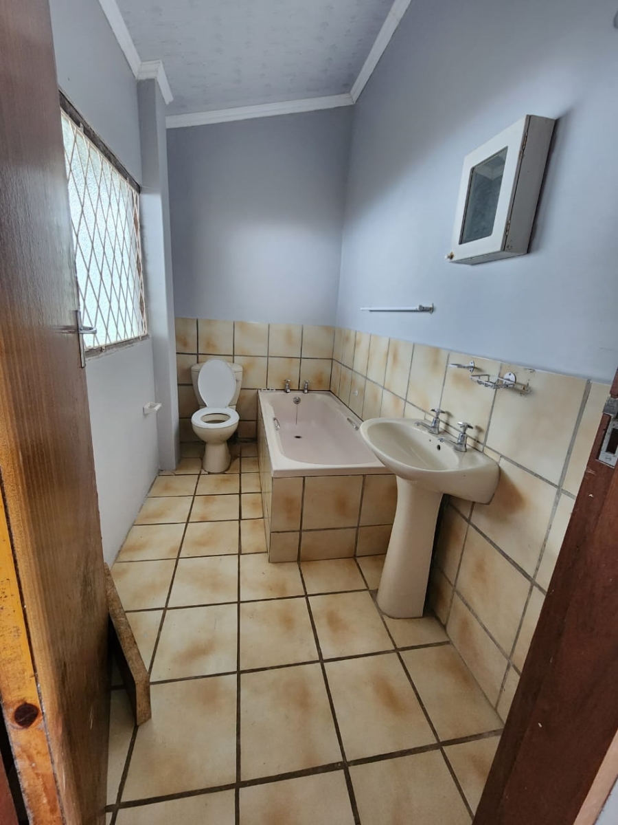 To Let 1 Bedroom Property for Rent in Winston Park KwaZulu-Natal