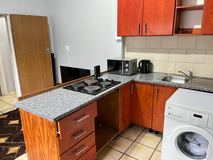To Let 1 Bedroom Property for Rent in Winston Park KwaZulu-Natal