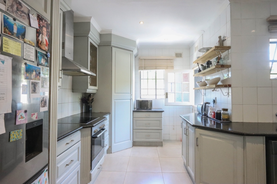 4 Bedroom Property for Sale in Dawncliffe KwaZulu-Natal