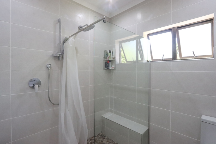 4 Bedroom Property for Sale in Dawncliffe KwaZulu-Natal