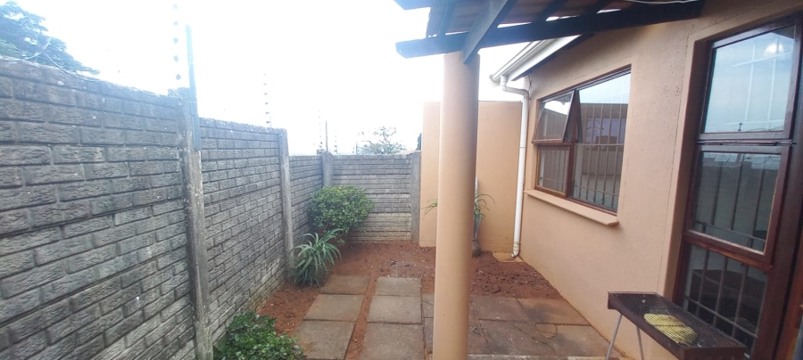 2 Bedroom Property for Sale in Umbilo KwaZulu-Natal