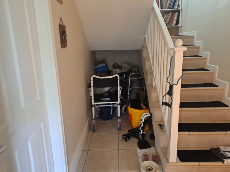 To Let 3 Bedroom Property for Rent in Assagay KwaZulu-Natal