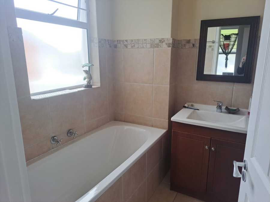 To Let 3 Bedroom Property for Rent in Assagay KwaZulu-Natal