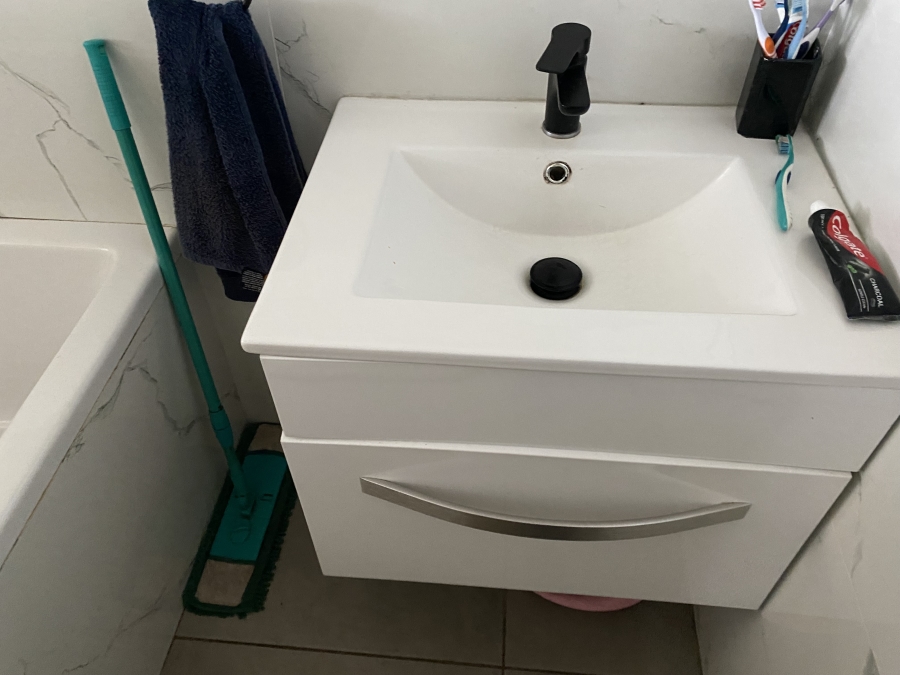 To Let 3 Bedroom Property for Rent in Napierville KwaZulu-Natal