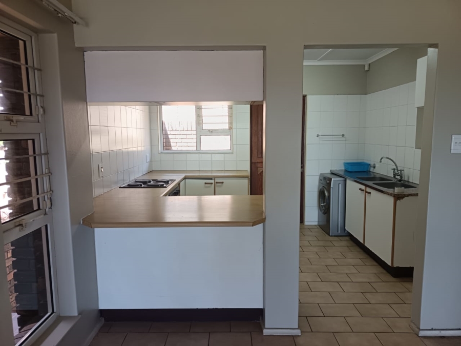 To Let 3 Bedroom Property for Rent in Athlone Park KwaZulu-Natal