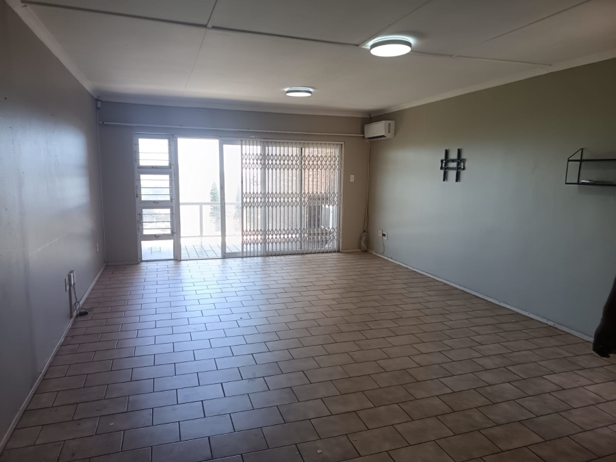 To Let 3 Bedroom Property for Rent in Athlone Park KwaZulu-Natal