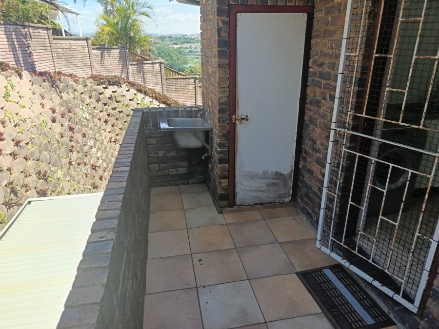 To Let 3 Bedroom Property for Rent in Athlone Park KwaZulu-Natal