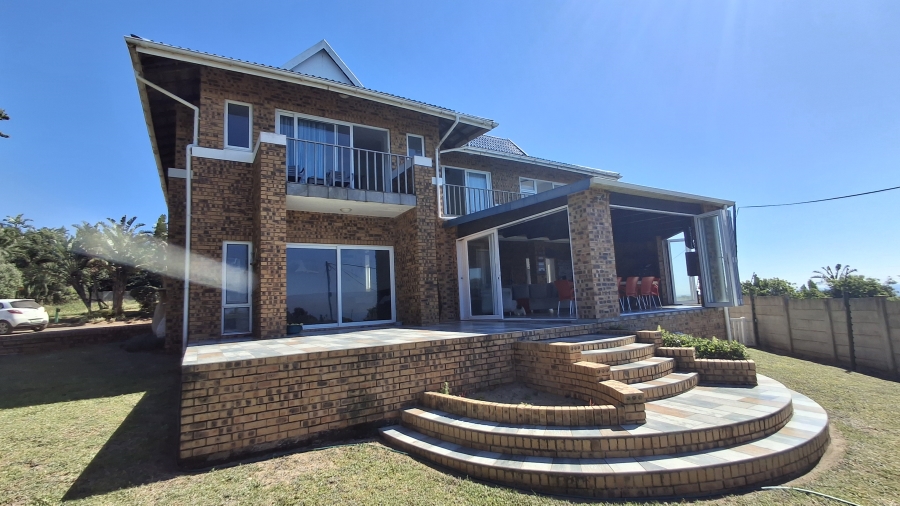 4 Bedroom Property for Sale in Leisure Bay KwaZulu-Natal