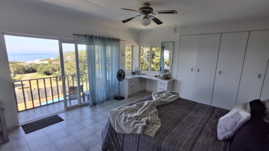 4 Bedroom Property for Sale in Leisure Bay KwaZulu-Natal