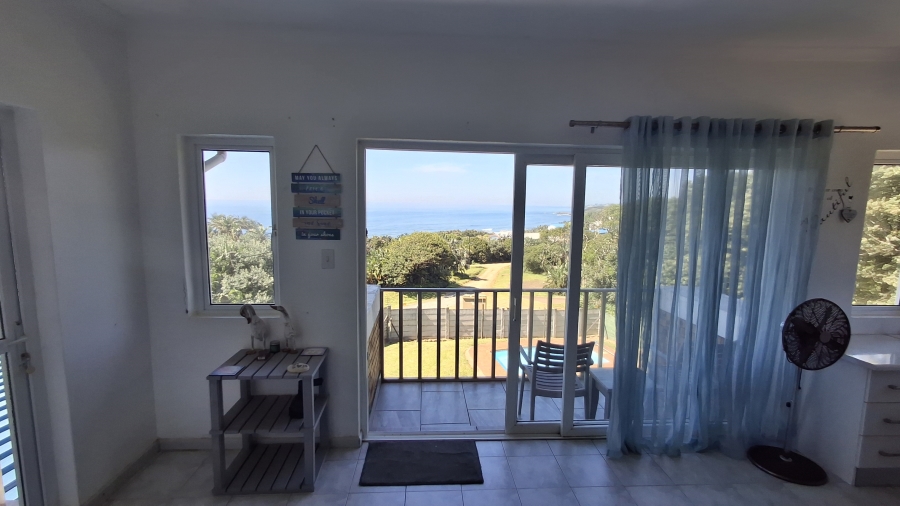 4 Bedroom Property for Sale in Leisure Bay KwaZulu-Natal