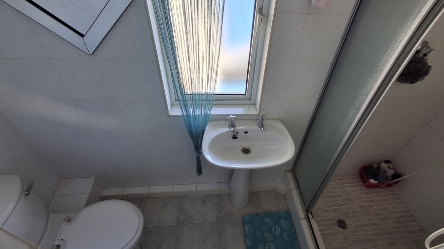 4 Bedroom Property for Sale in Leisure Bay KwaZulu-Natal