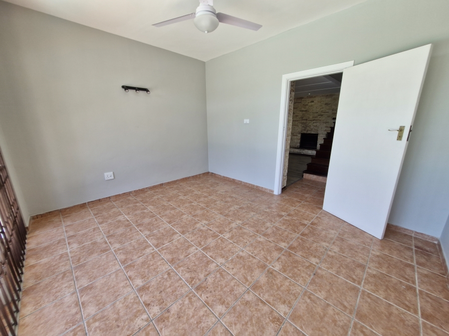 To Let 3 Bedroom Property for Rent in Dawncliffe KwaZulu-Natal