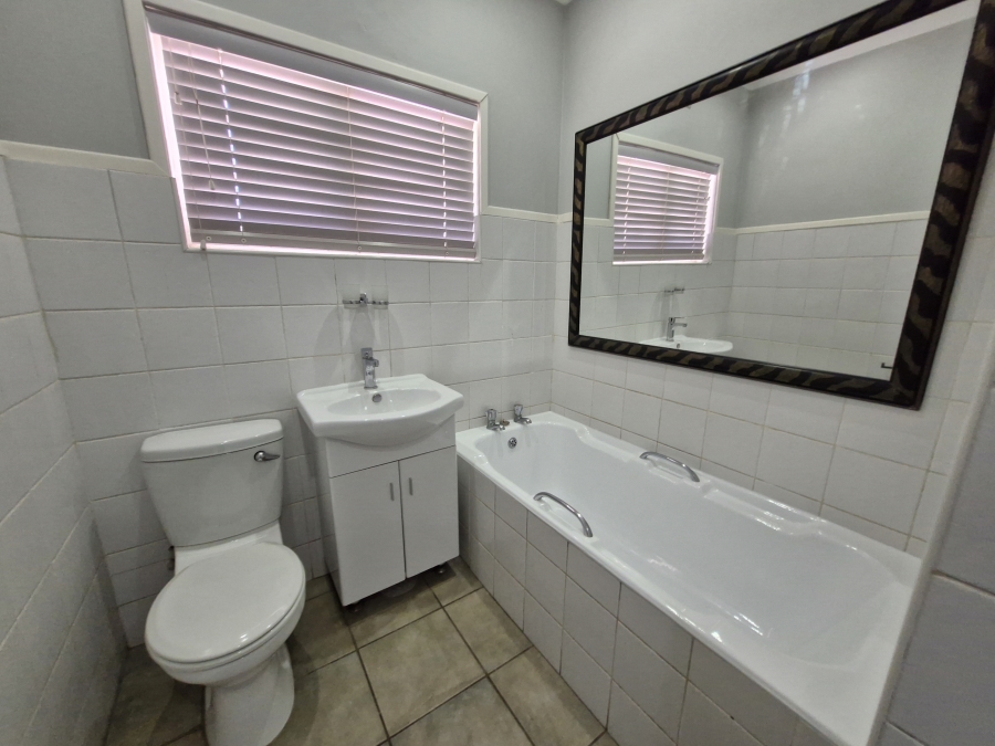 To Let 3 Bedroom Property for Rent in Dawncliffe KwaZulu-Natal