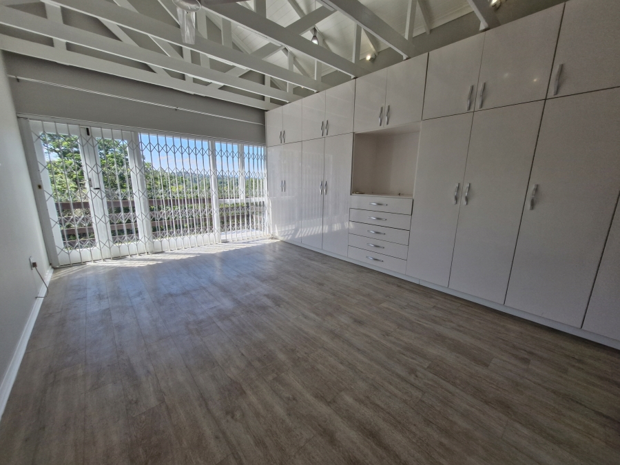 To Let 3 Bedroom Property for Rent in Dawncliffe KwaZulu-Natal