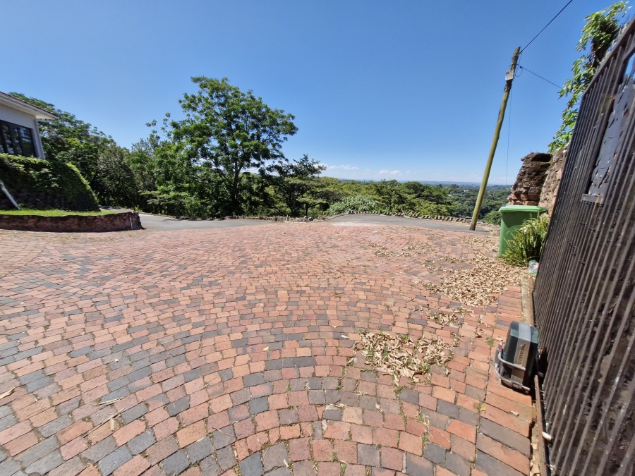 To Let 3 Bedroom Property for Rent in Dawncliffe KwaZulu-Natal