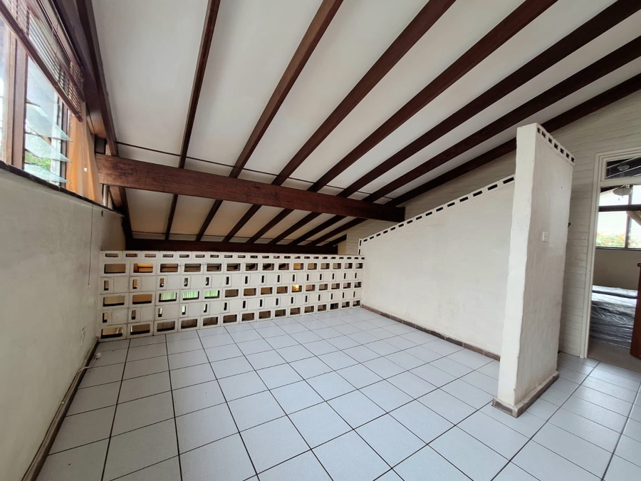 3 Bedroom Property for Sale in Glenmore KwaZulu-Natal