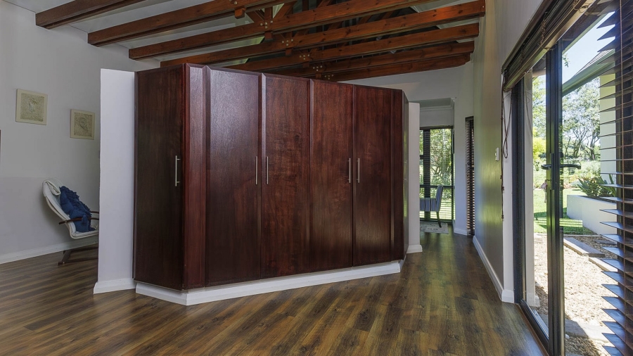 5 Bedroom Property for Sale in Cotswold Downs Estates KwaZulu-Natal