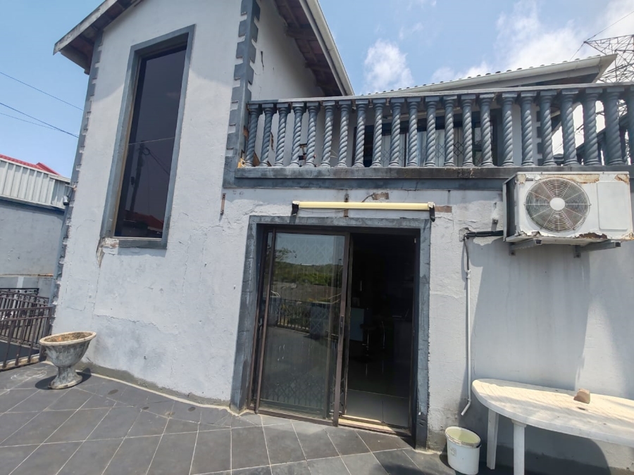 4 Bedroom Property for Sale in Woodview KwaZulu-Natal