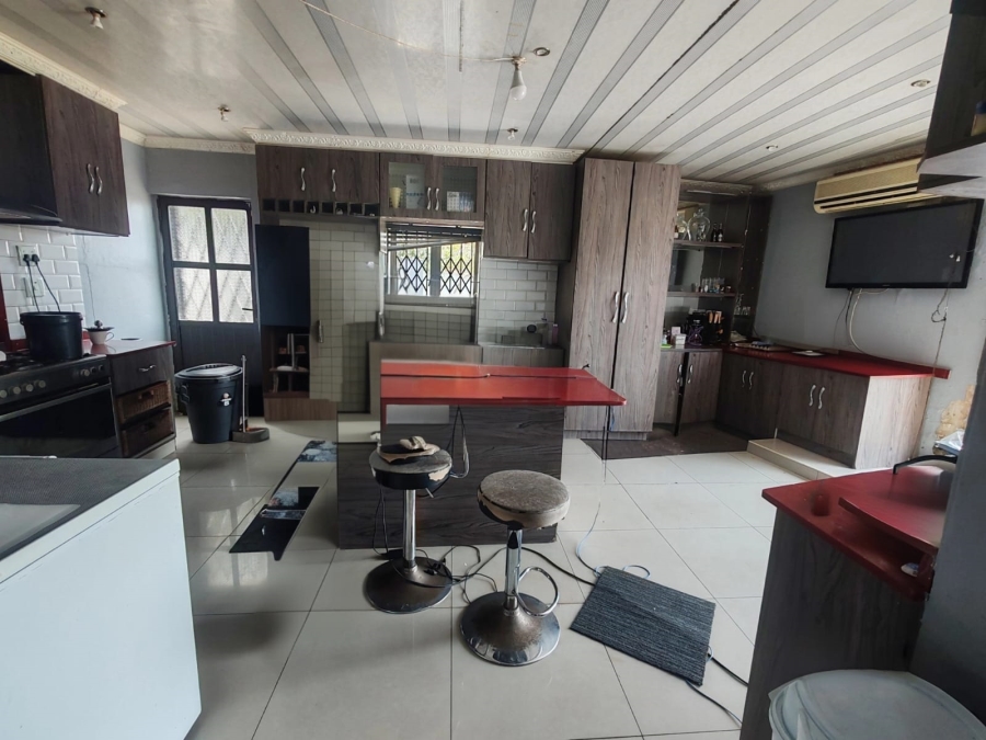 4 Bedroom Property for Sale in Woodview KwaZulu-Natal