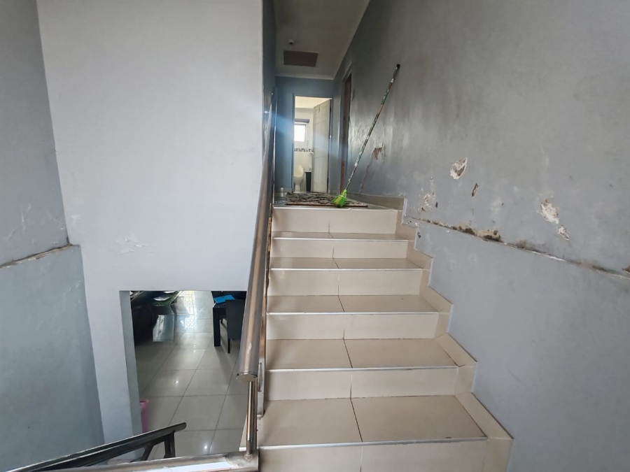 4 Bedroom Property for Sale in Woodview KwaZulu-Natal