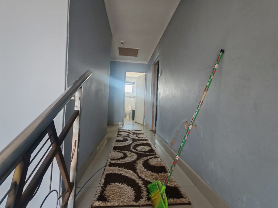 4 Bedroom Property for Sale in Woodview KwaZulu-Natal