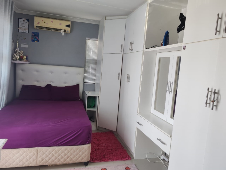 4 Bedroom Property for Sale in Woodview KwaZulu-Natal