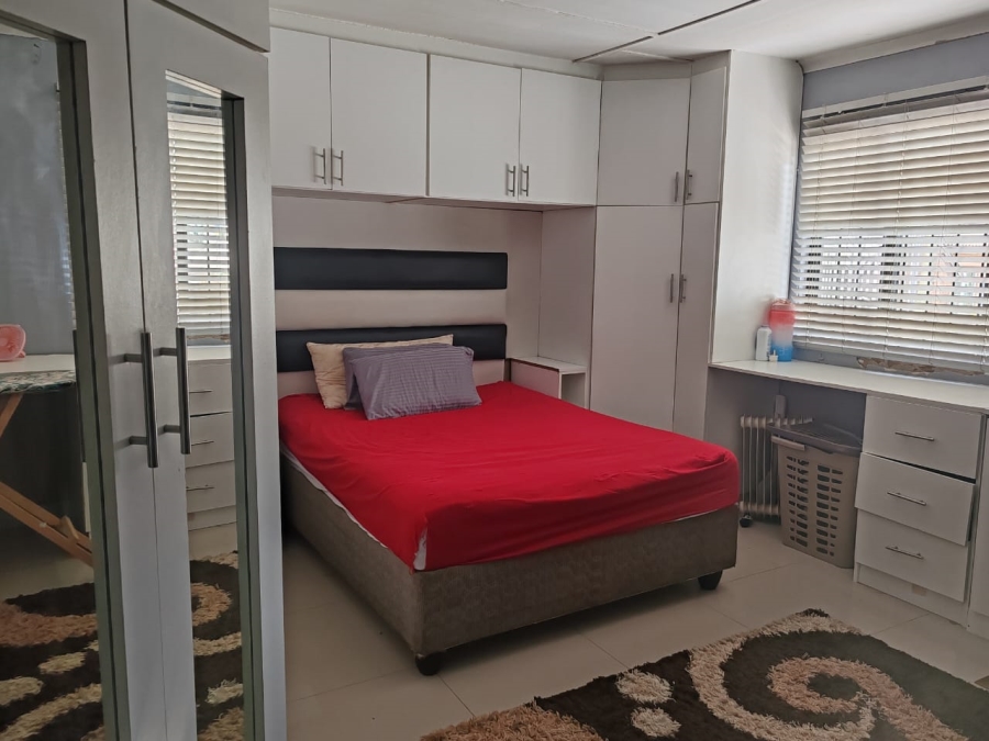 4 Bedroom Property for Sale in Woodview KwaZulu-Natal