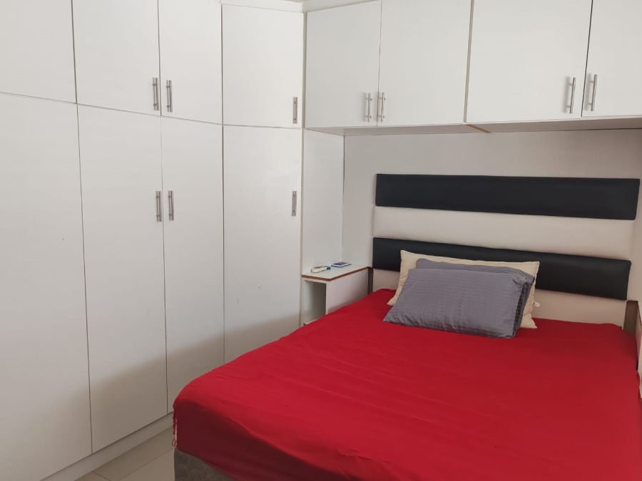 4 Bedroom Property for Sale in Woodview KwaZulu-Natal