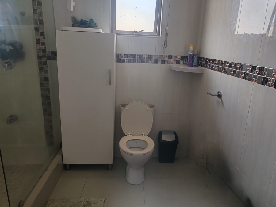 4 Bedroom Property for Sale in Woodview KwaZulu-Natal