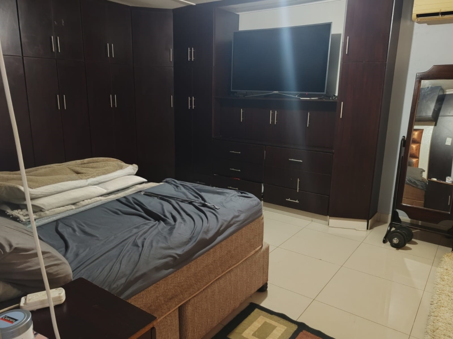 4 Bedroom Property for Sale in Woodview KwaZulu-Natal