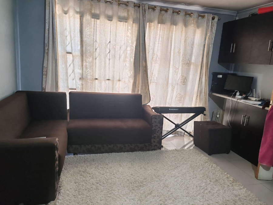 4 Bedroom Property for Sale in Woodview KwaZulu-Natal